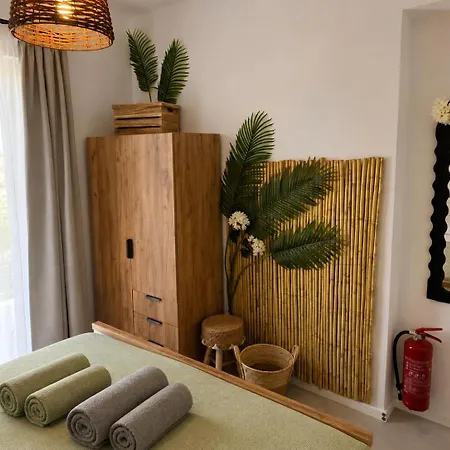 Irini Ocean View Apartman *