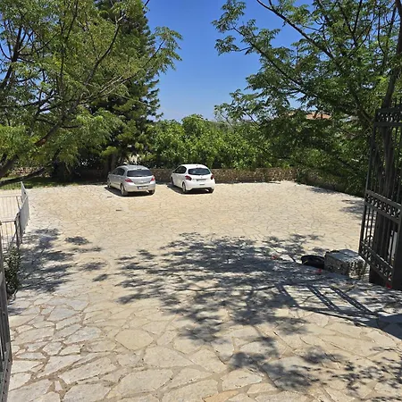 Irini Ocean View Apartman *